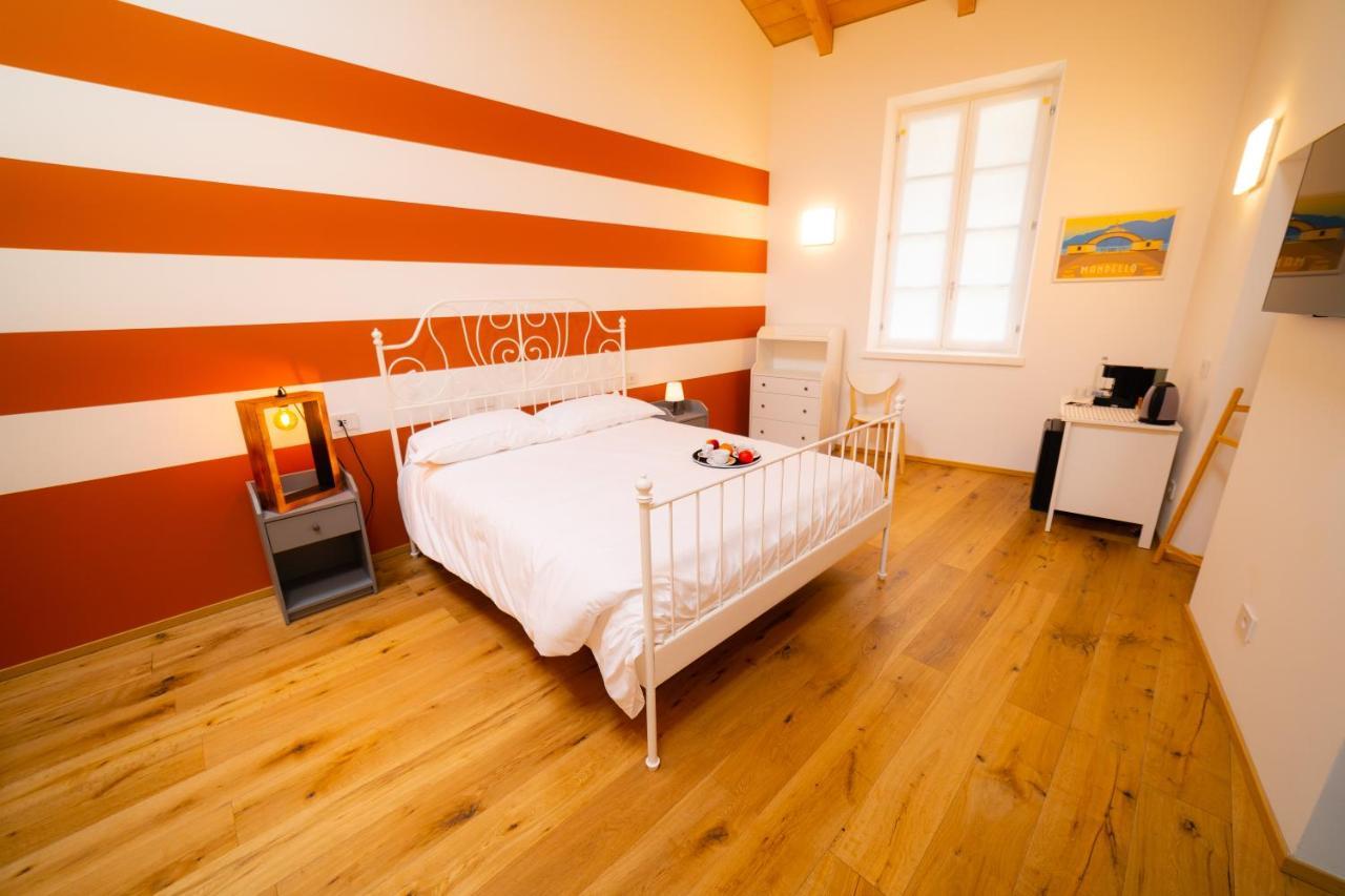 Locanda Alberti Mandello del Lario Eksteriør bilde