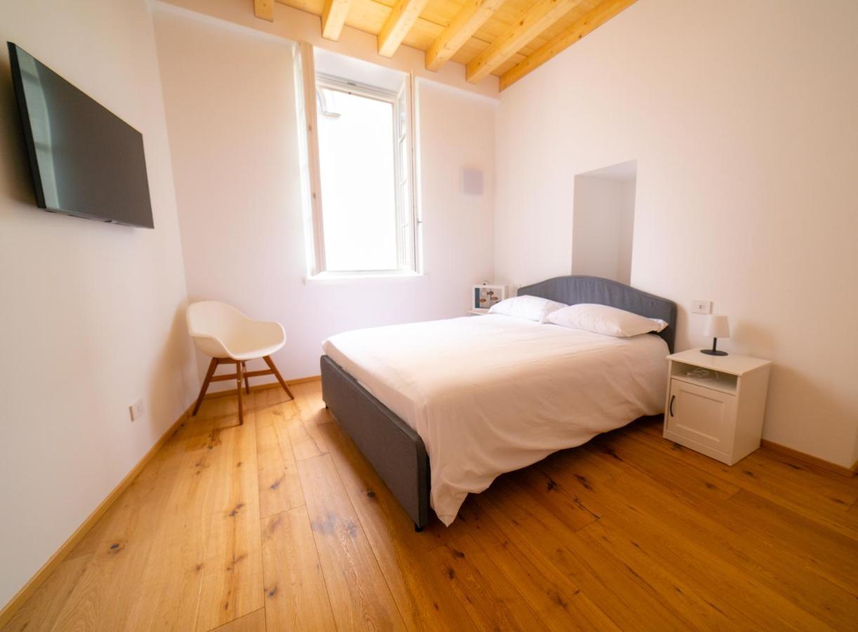 Locanda Alberti Mandello del Lario Eksteriør bilde
